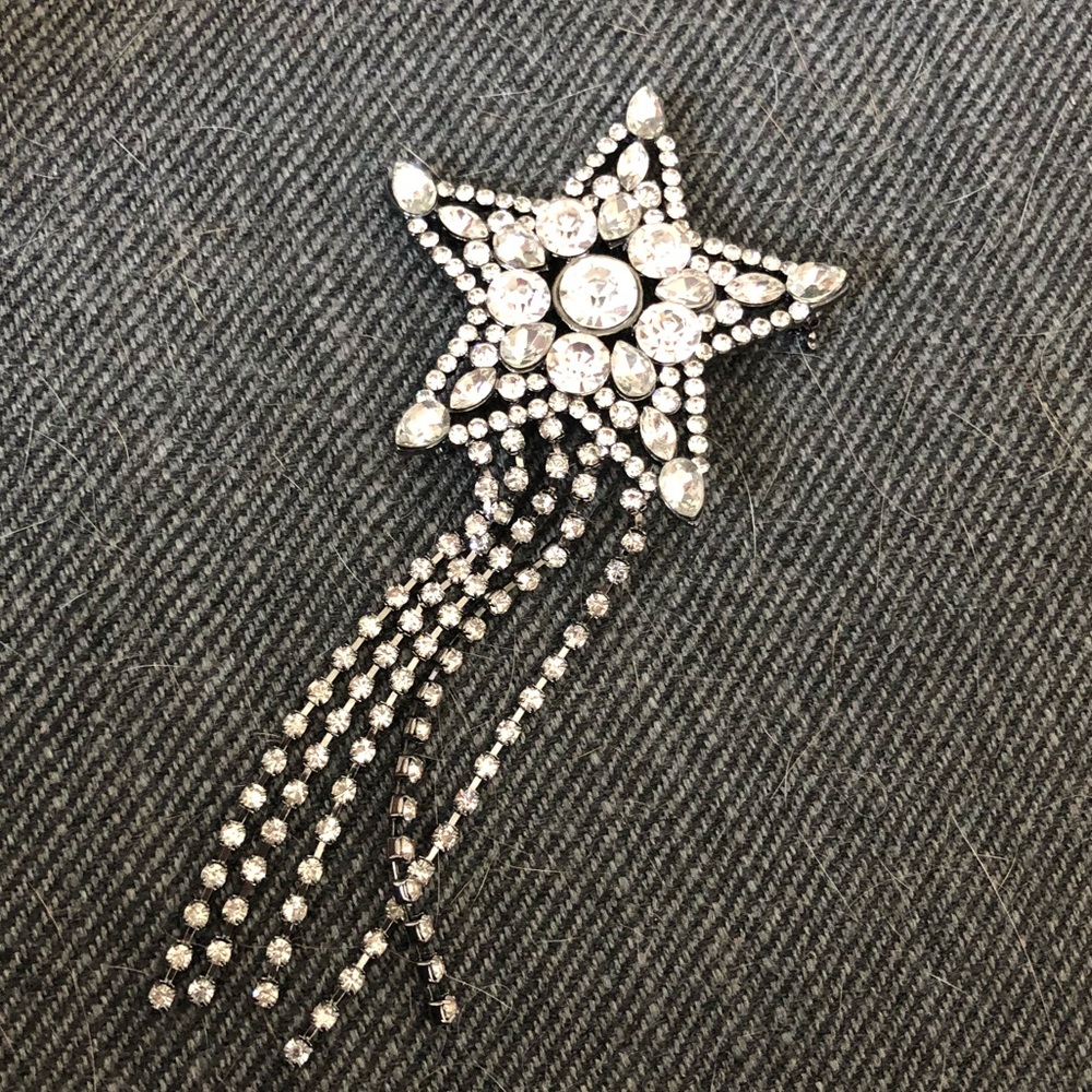 CRYSTAL EMBELLISHED SHOOTING STAR BROOCH
